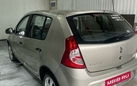 Renault Logan I, 2010 год, 499 999 рублей, 9 фотография