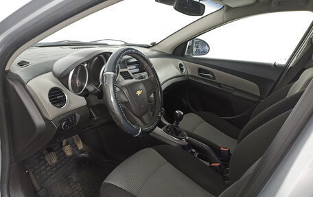 Chevrolet Cruze II, 2011 год, 460 000 рублей, 16 фотография