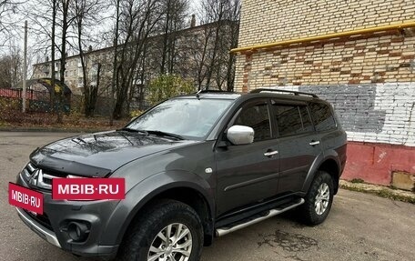 Mitsubishi Pajero Sport II рестайлинг, 2013 год, 1 900 000 рублей, 7 фотография