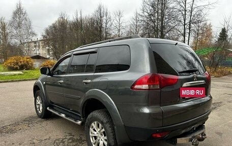 Mitsubishi Pajero Sport II рестайлинг, 2013 год, 1 900 000 рублей, 4 фотография