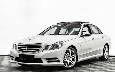 Mercedes-Benz E-Класс, 2011 год, 1 535 000 рублей, 2 фотография