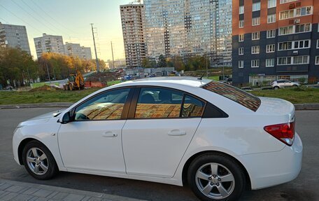 Chevrolet Cruze II, 2011 год, 815 000 рублей, 1 фотография