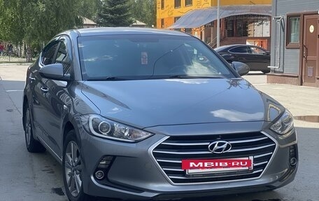 Hyundai Elantra VI рестайлинг, 2017 год, 1 395 000 рублей, 2 фотография