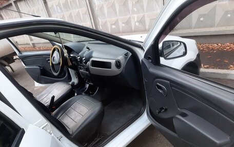 Renault Logan I, 2012 год, 385 000 рублей, 9 фотография