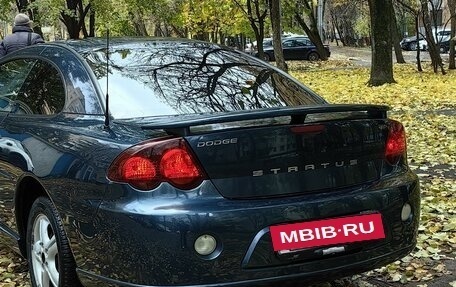 Dodge Stratus II, 2003 год, 450 000 рублей, 3 фотография