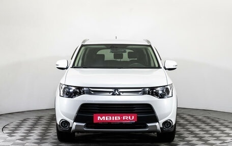 Mitsubishi Outlander III рестайлинг 3, 2014 год, 1 849 000 рублей, 2 фотография