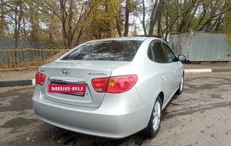 Hyundai Elantra IV, 2011 год, 800 000 рублей, 6 фотография