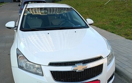 Chevrolet Cruze II, 2011 год, 815 000 рублей, 7 фотография