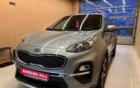 KIA Sportage IV рестайлинг, 2020 год, 1 950 000 рублей, 4 фотография