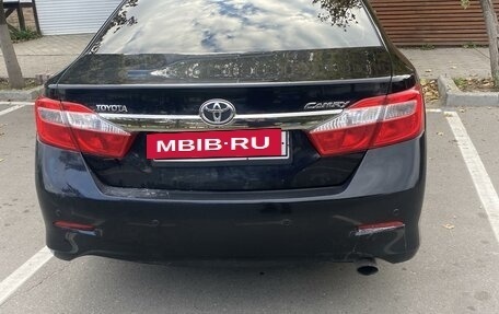 Toyota Camry, 2014 год, 1 850 000 рублей, 4 фотография