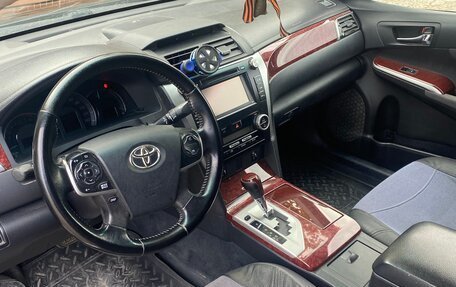 Toyota Camry, 2014 год, 1 850 000 рублей, 13 фотография