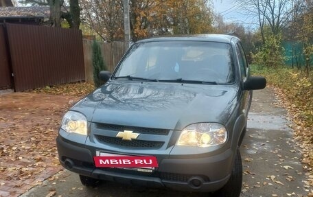 Chevrolet Niva I рестайлинг, 2012 год, 525 000 рублей, 2 фотография