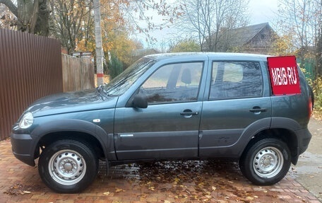 Chevrolet Niva I рестайлинг, 2012 год, 525 000 рублей, 3 фотография