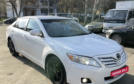 Toyota Camry, 2011 год, 1 340 000 рублей, 8 фотография