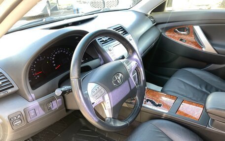 Toyota Camry, 2011 год, 1 340 000 рублей, 13 фотография