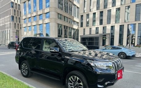 Toyota Land Cruiser Prado 150 рестайлинг 2, 2023 год, 9 700 000 рублей, 3 фотография