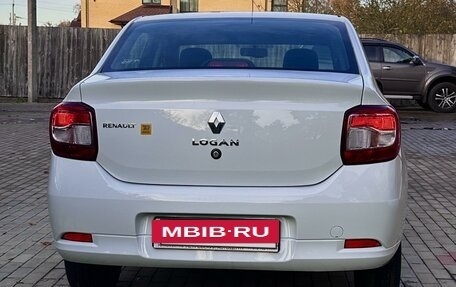 Renault Logan II, 2018 год, 950 000 рублей, 7 фотография