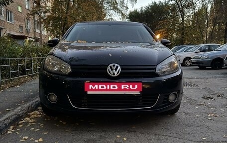 Volkswagen Golf VI, 2011 год, 820 000 рублей, 2 фотография