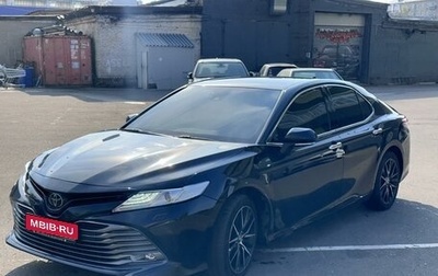 Toyota Camry, 2020 год, 3 000 000 рублей, 1 фотография