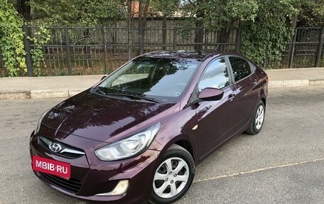 Hyundai Solaris II рестайлинг, 2011 год, 685 000 рублей, 1 фотография