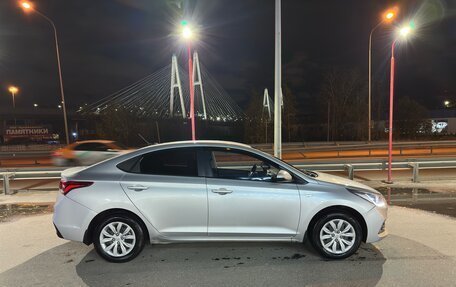 Hyundai Solaris II рестайлинг, 2018 год, 1 545 000 рублей, 3 фотография