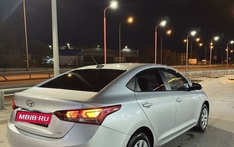 Hyundai Solaris II рестайлинг, 2018 год, 1 545 000 рублей, 6 фотография