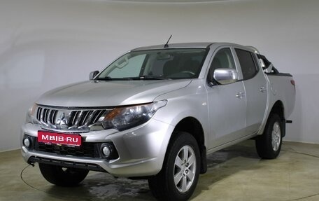 Mitsubishi L200 IV рестайлинг, 2015 год, 1 850 000 рублей, 1 фотография