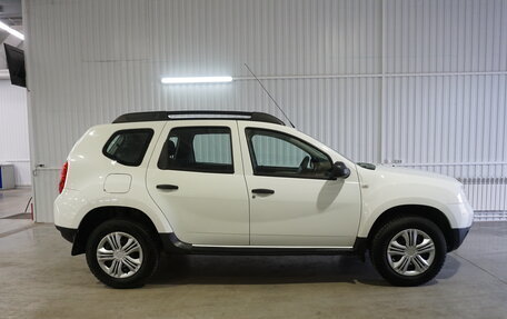 Renault Duster I рестайлинг, 2014 год, 891 000 рублей, 2 фотография