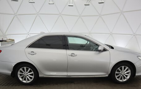 Toyota Camry, 2014 год, 1 643 000 рублей, 2 фотография