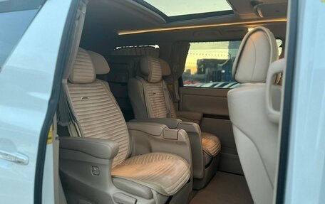 Toyota Alphard III, 2011 год, 3 999 990 рублей, 14 фотография