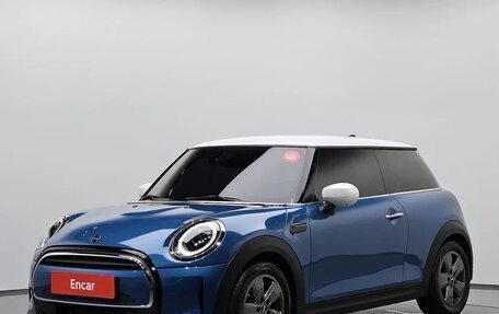 MINI Hatch, 2021 год, 2 100 000 рублей, 1 фотография