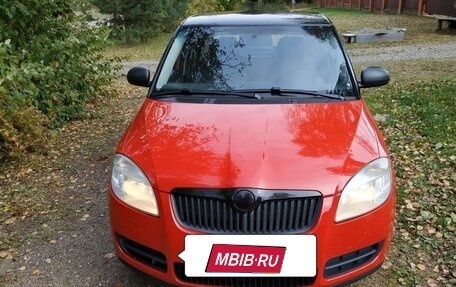 Skoda Fabia II, 2009 год, 400 000 рублей, 1 фотография