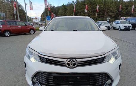 Toyota Camry, 2015 год, 2 249 995 рублей, 2 фотография