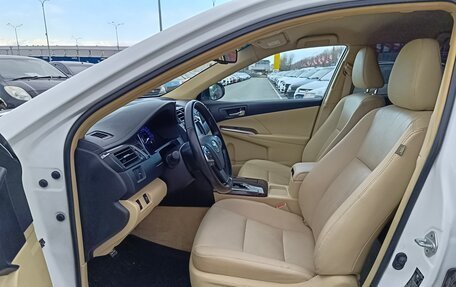 Toyota Camry, 2015 год, 2 249 995 рублей, 9 фотография