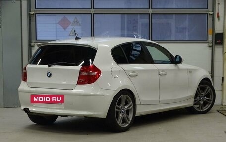 BMW 1 серия, 2010 год, 850 000 рублей, 3 фотография