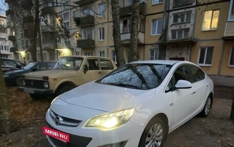 Opel Astra J, 2012 год, 1 150 000 рублей, 3 фотография