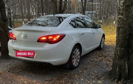 Opel Astra J, 2012 год, 1 150 000 рублей, 4 фотография