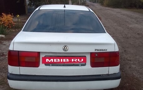 Volkswagen Passat B4, 1994 год, 300 000 рублей, 4 фотография