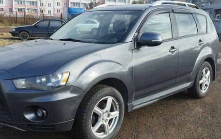 Mitsubishi Outlander III рестайлинг 3, 2011 год, 650 000 рублей, 6 фотография