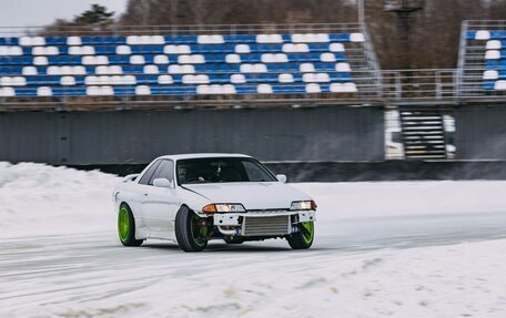 Nissan Skyline, 1993 год, 1 900 000 рублей, 3 фотография