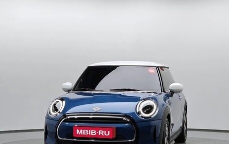 MINI Hatch, 2021 год, 2 100 000 рублей, 3 фотография