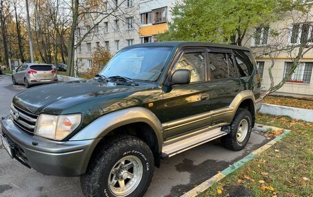 Toyota Land Cruiser Prado 90 рестайлинг, 2000 год, 1 600 000 рублей, 2 фотография