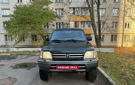 Toyota Land Cruiser Prado 90 рестайлинг, 2000 год, 1 600 000 рублей, 3 фотография