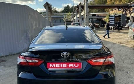 Toyota Camry, 2021 год, 2 960 000 рублей, 4 фотография