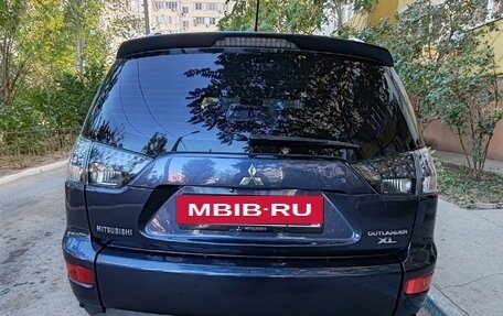 Mitsubishi Outlander III рестайлинг 3, 2008 год, 1 200 000 рублей, 5 фотография