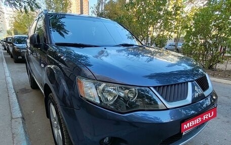 Mitsubishi Outlander III рестайлинг 3, 2008 год, 1 200 000 рублей, 2 фотография