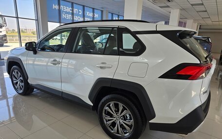 Toyota RAV4, 2024 год, 4 500 000 рублей, 5 фотография