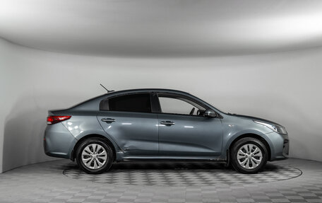 KIA Rio IV, 2017 год, 990 000 рублей, 7 фотография