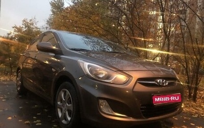 Hyundai Solaris II рестайлинг, 2012 год, 805 000 рублей, 1 фотография