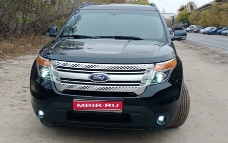 Ford Explorer VI, 2013 год, 2 150 000 рублей, 6 фотография